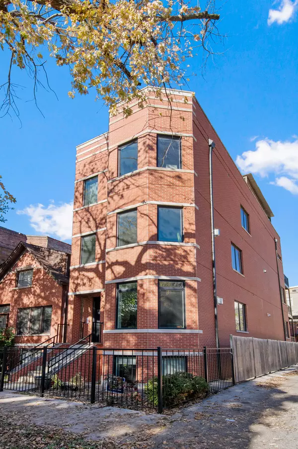 2112 W Haddon Avenue #2, Chicago, IL 60622