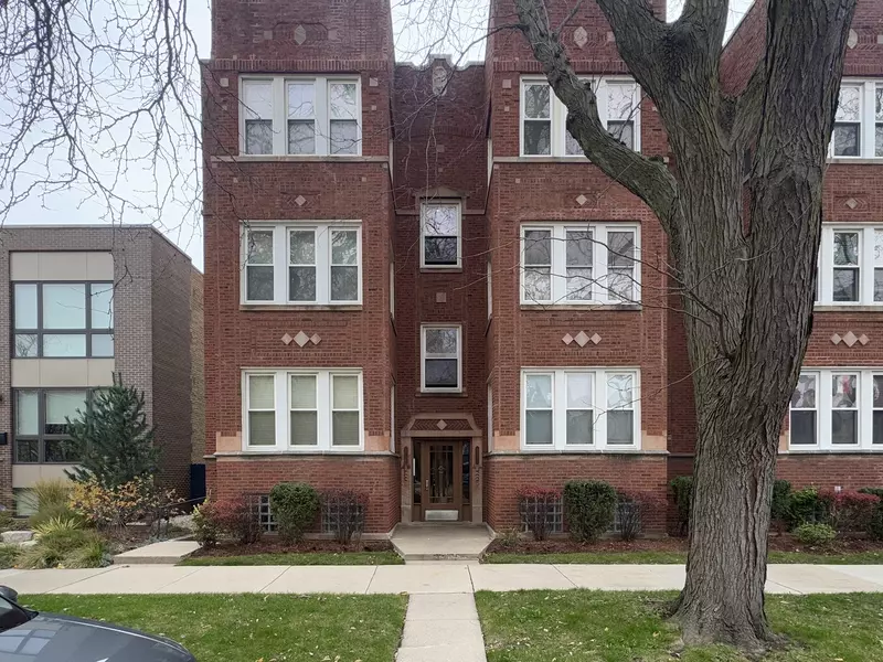 5138 W Agatite Avenue #1, Chicago, IL 60630