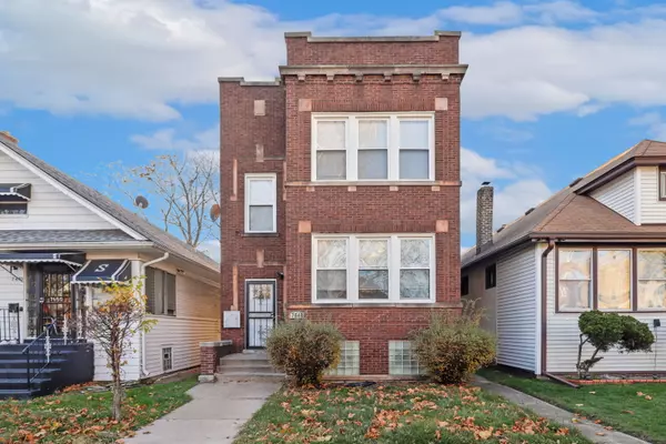 7648 S Luella Avenue, Chicago, IL 60649