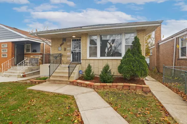 7753 S Sawyer Avenue, Chicago, IL 60652