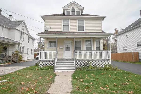 39 N Saint James Street, Waukegan, IL 60085