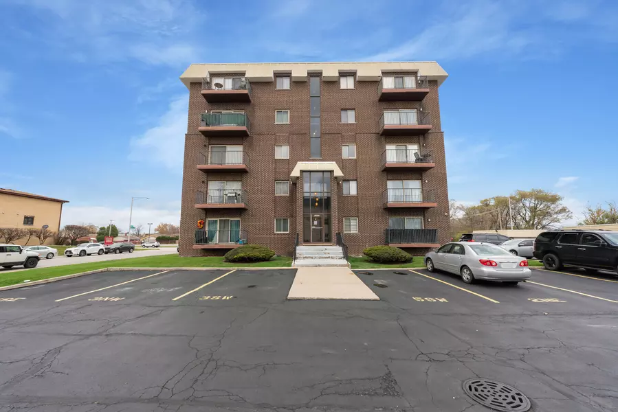 10424 Central Avenue #5NE, Oak Lawn, IL 60453