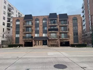 603 S River Road #3-M, Des Plaines, IL 60016