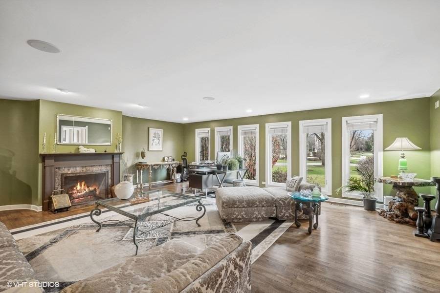 Highland Park, IL 60035,1967 Keats Court