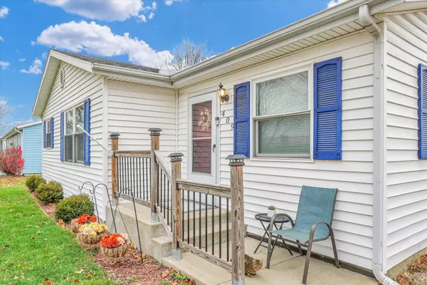 Ogden, IL 61859,409 W Broadway Street