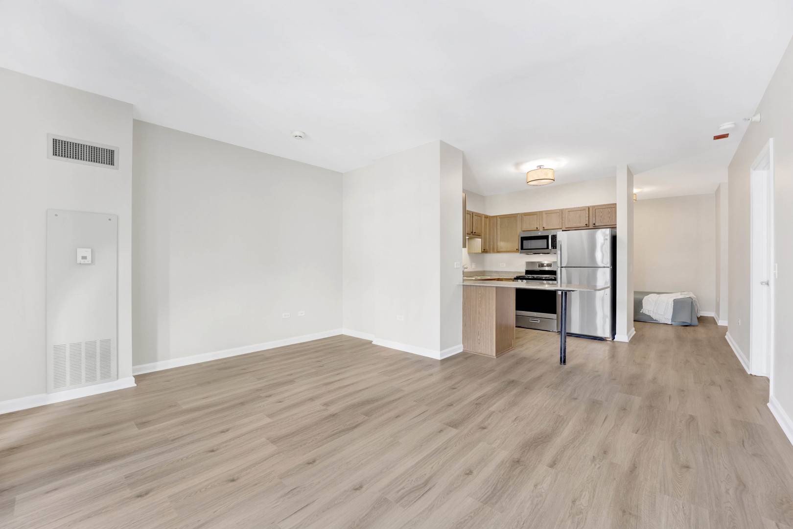 Chicago, IL 60661,125 S JEFFERSON Street #2105