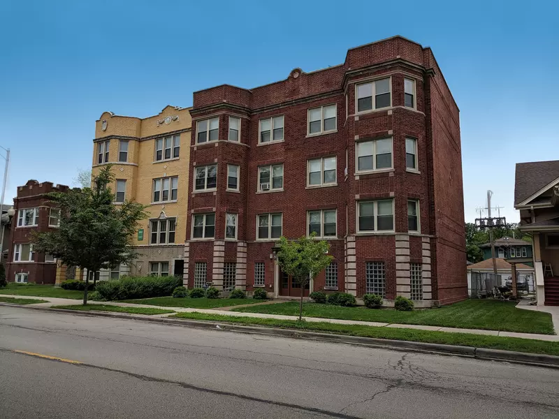 1232 N Austin Boulevard, Oak Park, IL 60302