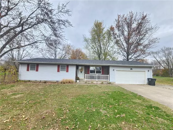 10744 Aminoff Drive, Effingham, IL 62401