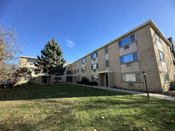 7019 N Ridge Boulevard #3D, Chicago, IL 60645