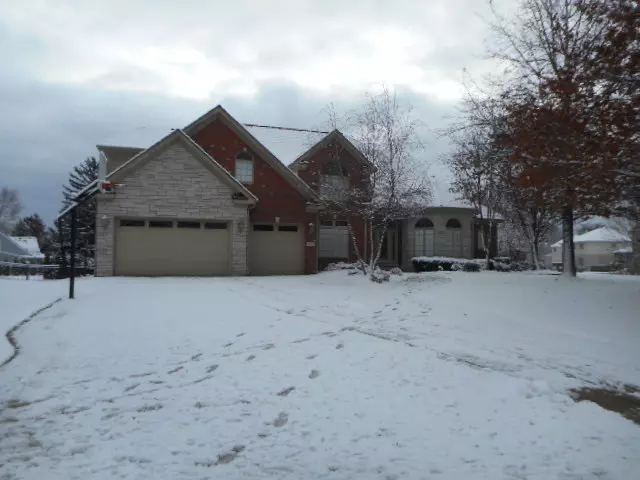 8825 Robert Road, Darien, IL 60561