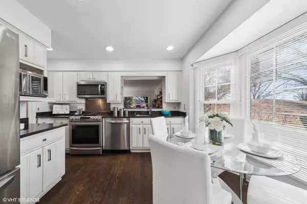 Northbrook, IL 60062,14 The Court Of Stone Creek