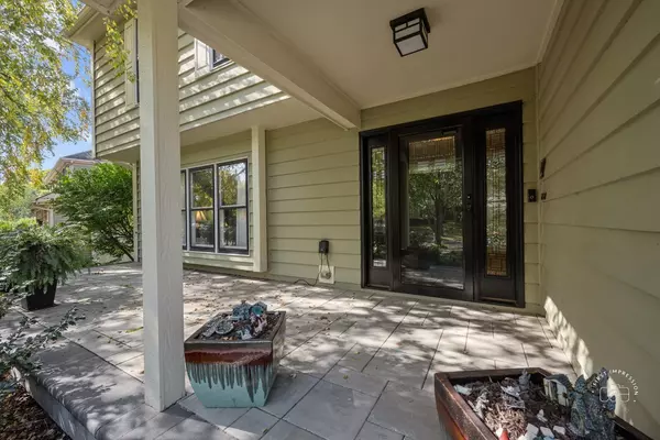 Naperville, IL 60565,762 Alexandria Drive