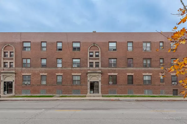 953 E 61st Street #3, Chicago, IL 60637