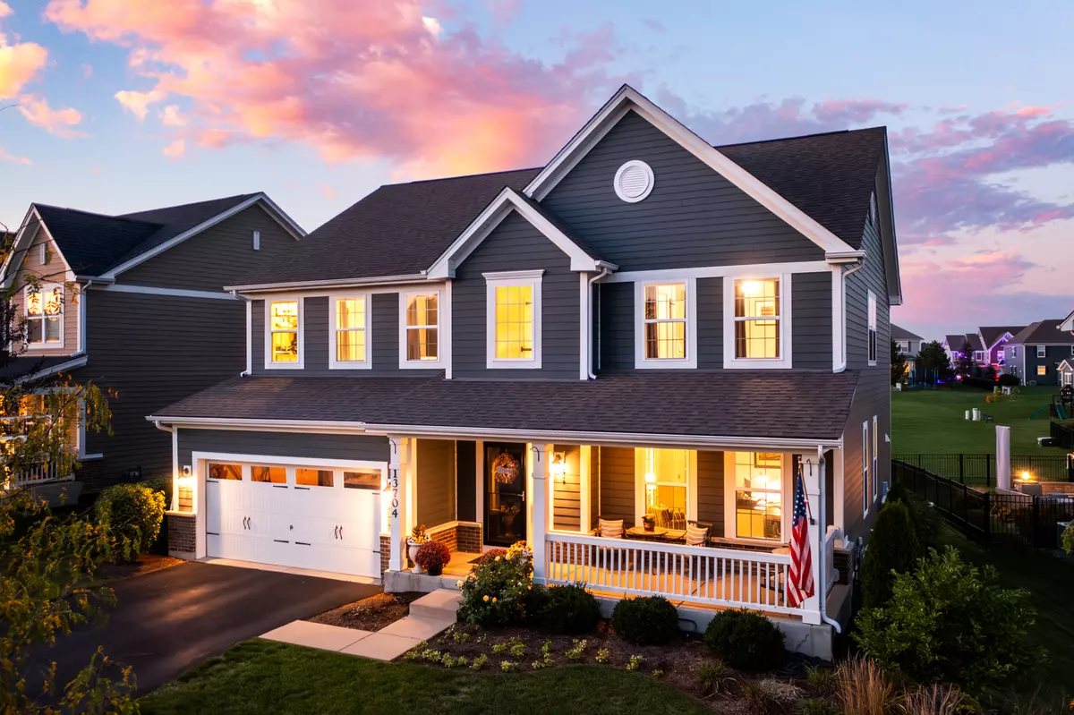 Lemont, IL 60439,13704 Anne Drive