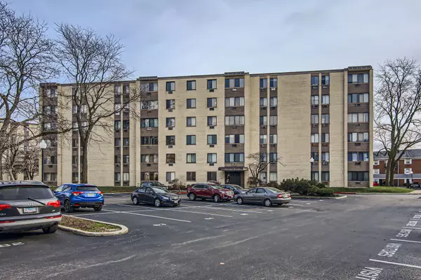 9745 S Karlov Avenue #509, Oak Lawn, IL 60453