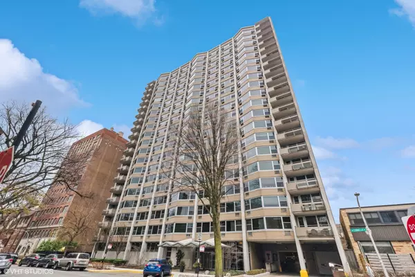 555 W Cornelia Avenue #310, Chicago, IL 60657