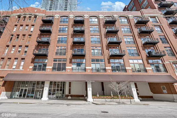 360 W Illinois Street #5F, Chicago, IL 60654