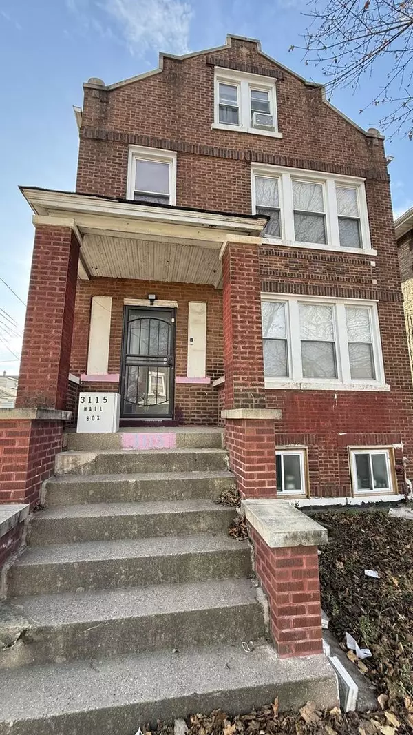 3115 W 41st Place, Chicago, IL 60632