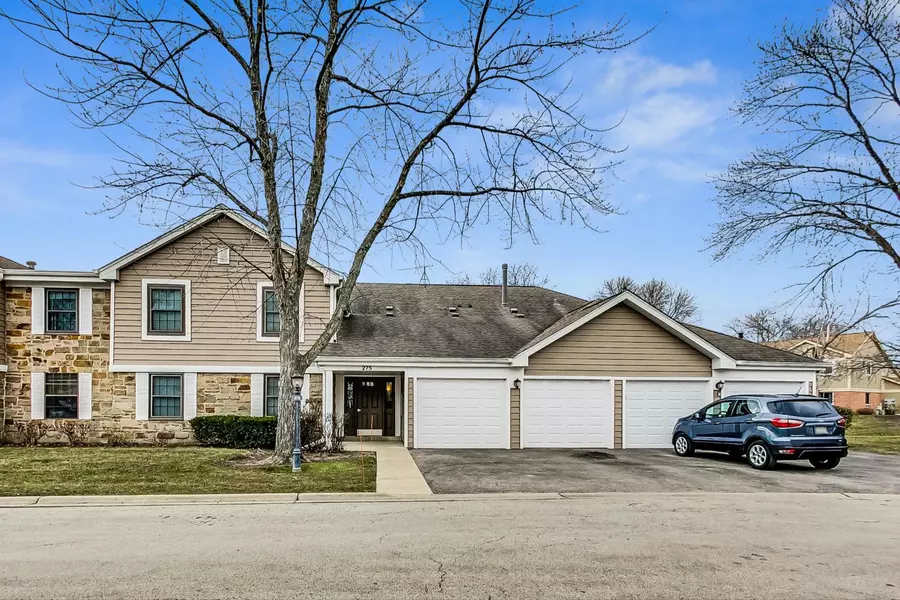 275 Kings Mill Court #D1, Schaumburg, IL 60193