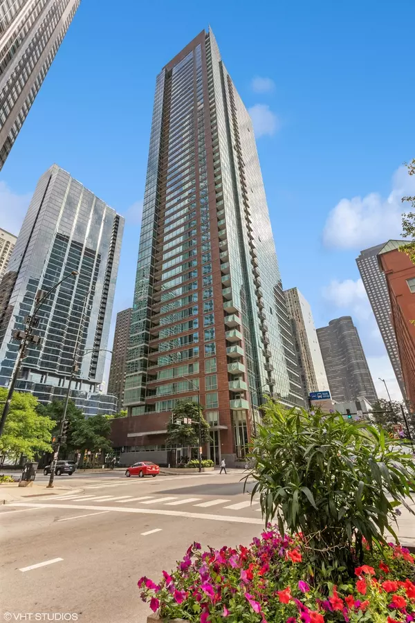 505 N McClurg Court #1706, Chicago, IL 60611