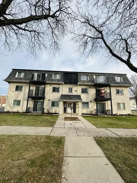 9661 S Karlov Avenue #203, Oak Lawn, IL 60453