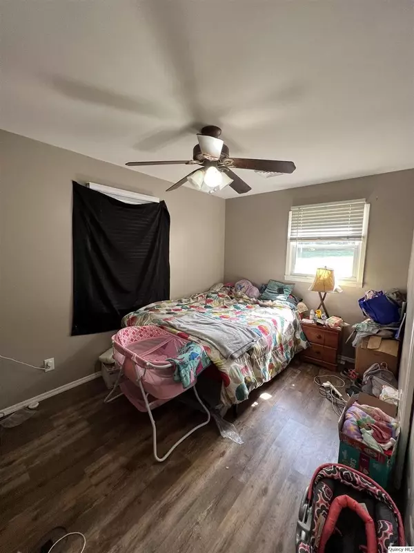 Barry, IL 62312,1260 Mason St