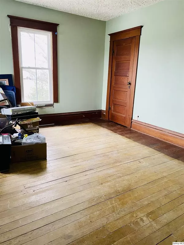 Camden, IL 62319,9828 Western Rd.