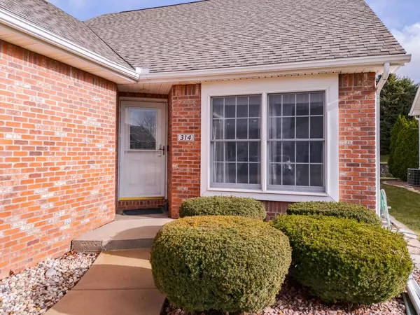 Normal, IL 61761,314 Fieldcrest Court