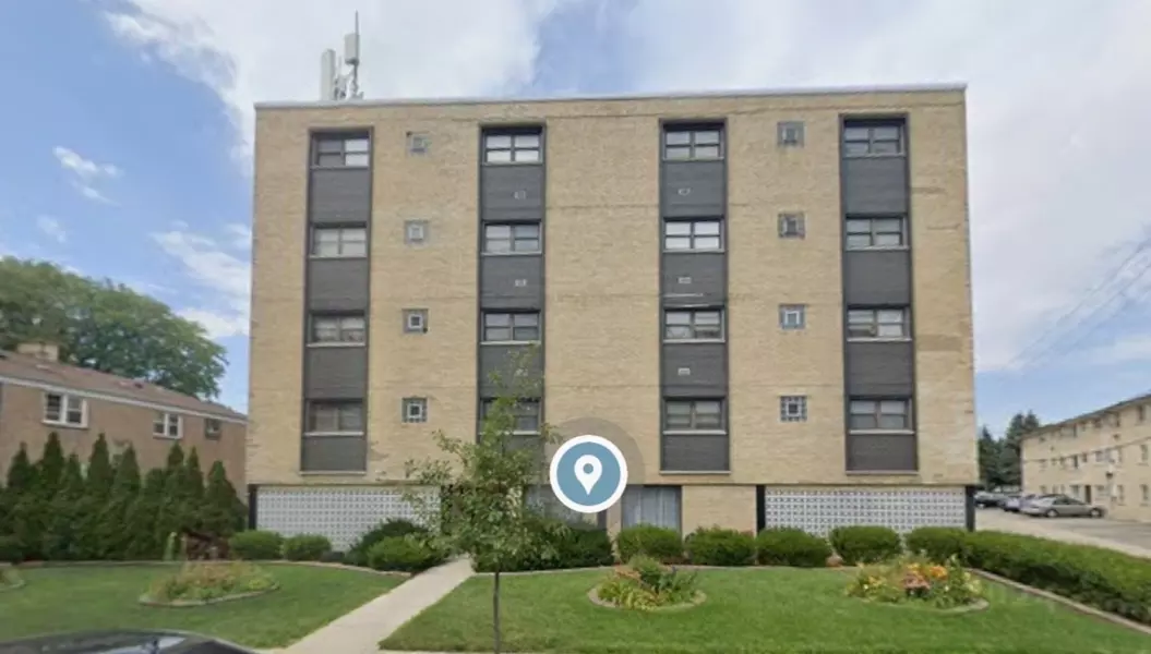 5010 N Austin Avenue #304, Chicago, IL 60630