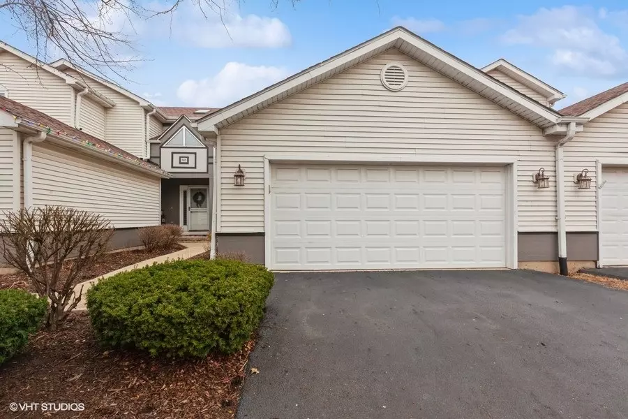 387 Inner CIrcle Drive, Bolingbrook, IL 60490