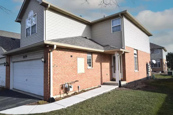 1670 Windward Court,  Naperville,  IL 60563
