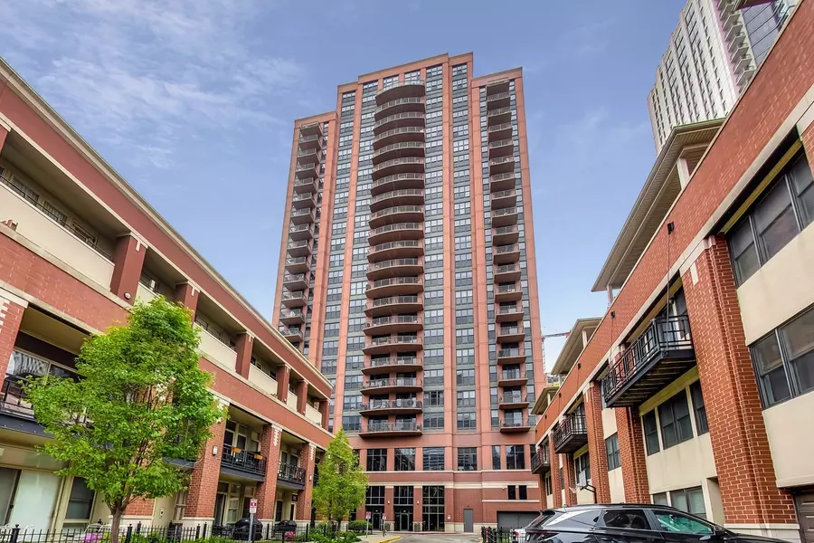 330 N Jefferson Street #1007, Chicago, IL 60661