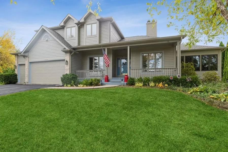 Crystal Lake, IL 60012,3724 Tamarack Circle