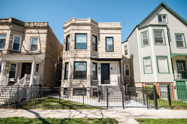 2624 N Monticello Avenue, Chicago, IL 60647