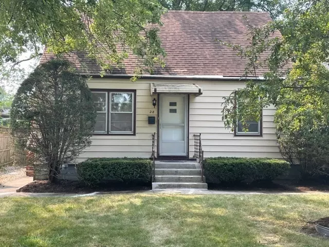 Steger, IL 60475,28 W 35th Place