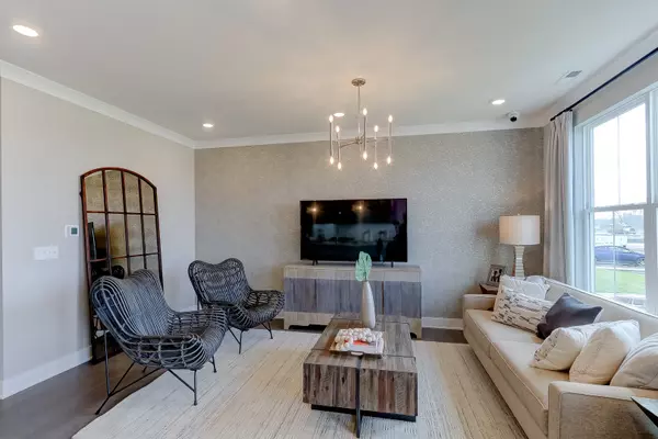 Aurora, IL 60504,4326 Chelsea Manor Circle