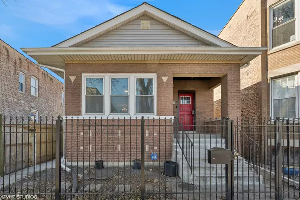 542 N Saint Louis Avenue, Chicago, IL 60624