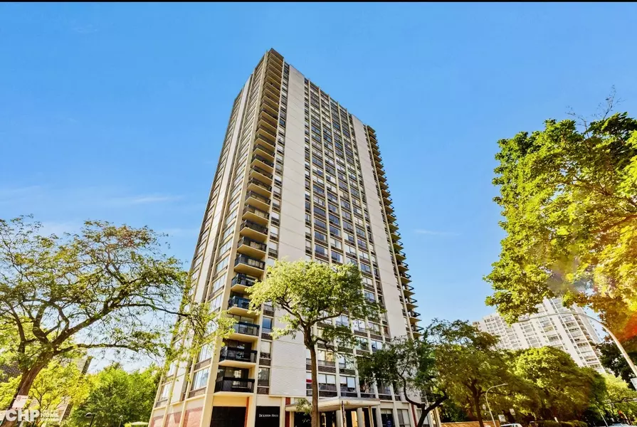 1355 N Sandburg Terrace #607D, Chicago, IL 60610