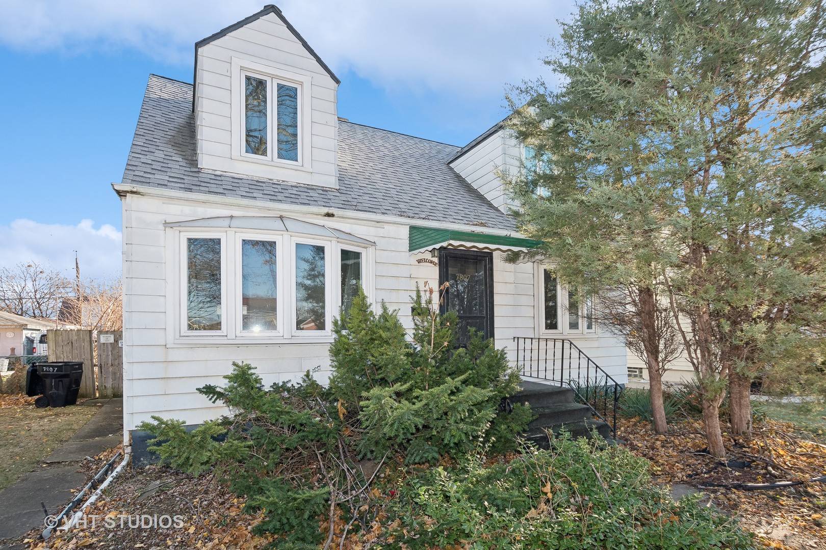 7807 S Saint Louis Avenue, Chicago, IL 60652