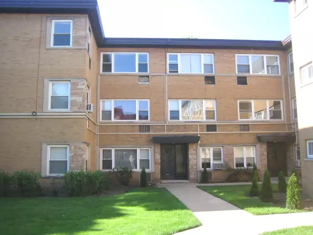 6835 N Seeley Avenue #3N, Chicago, IL 60645