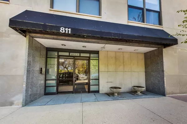 Chicago, IL 60607,811 S Lytle Street #301