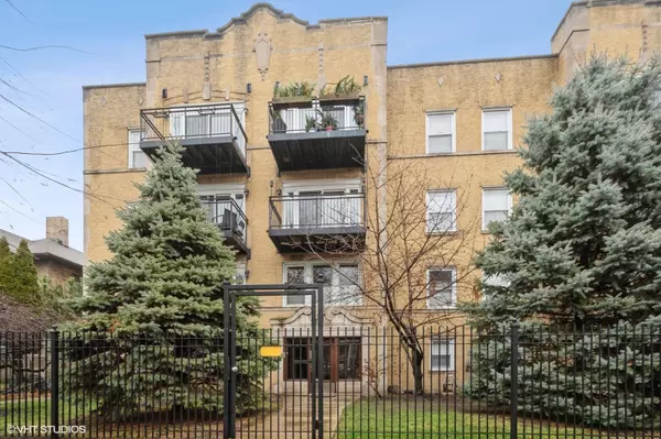 2008 W GREENLEAF Avenue #3, Chicago, IL 60645