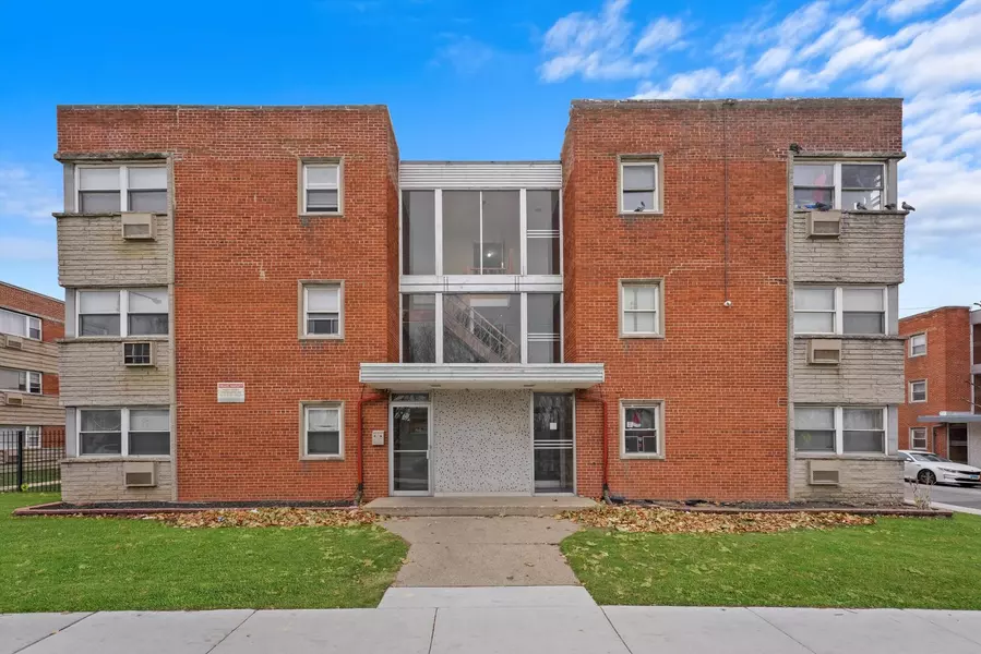 2401 W Balmoral Avenue #3D, Chicago, IL 60625