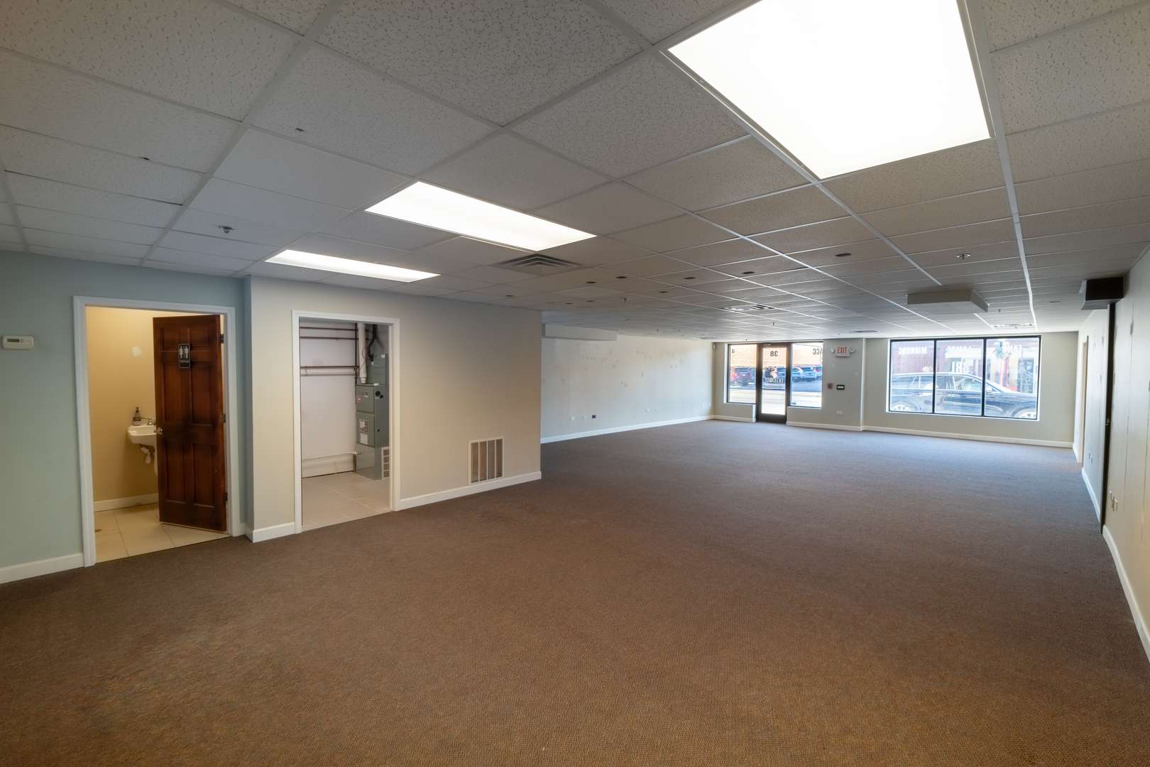 Westmont, IL 60559,36 S Cass Avenue #38