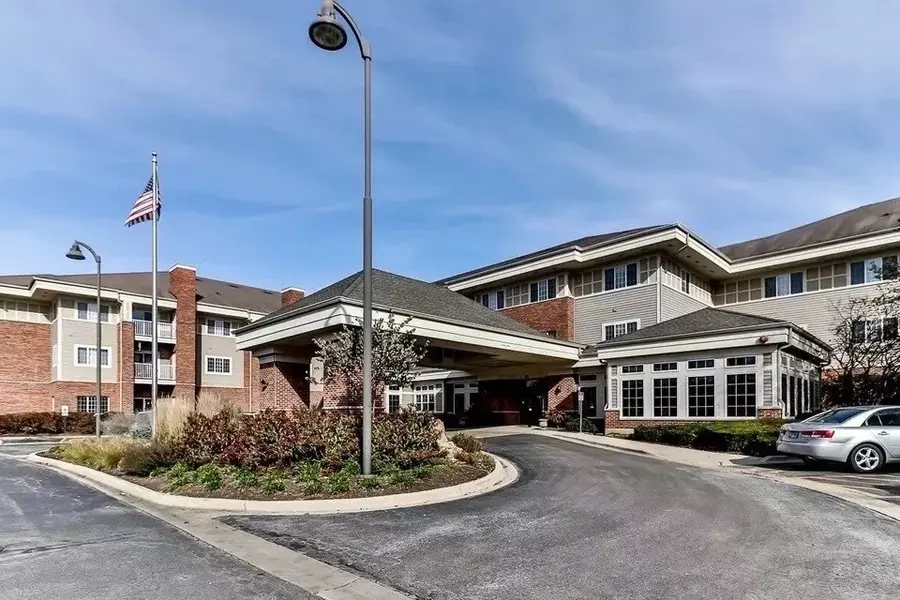 801 N Mclean Boulevard #144, Elgin, IL 60123