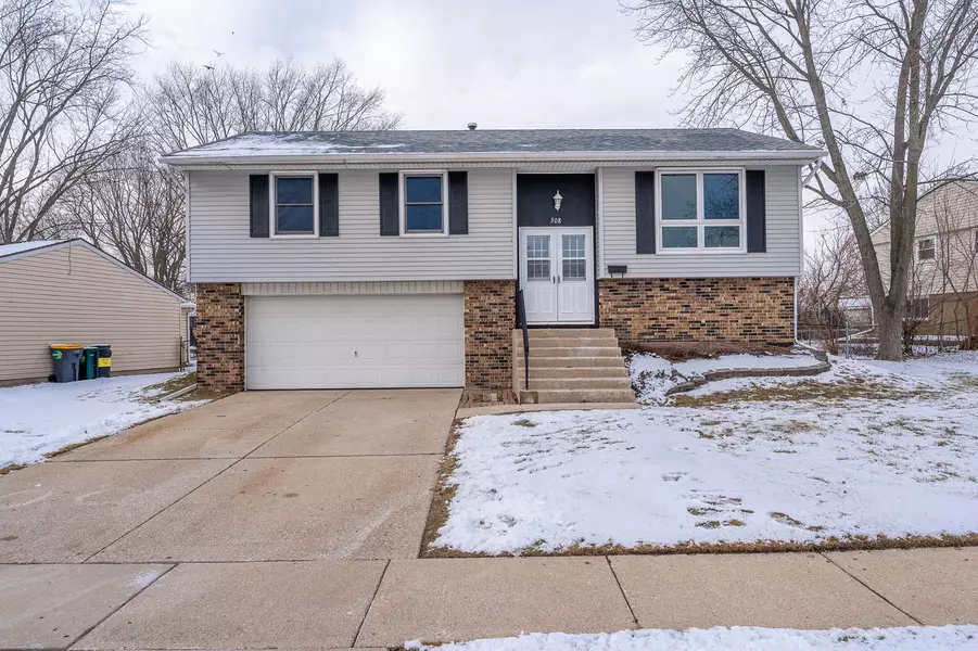 308 Evans Court, Streamwood, IL 60107