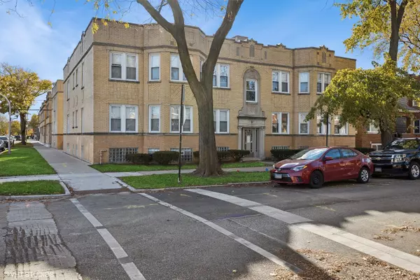 5101 W Montana Street #3, Chicago, IL 60639