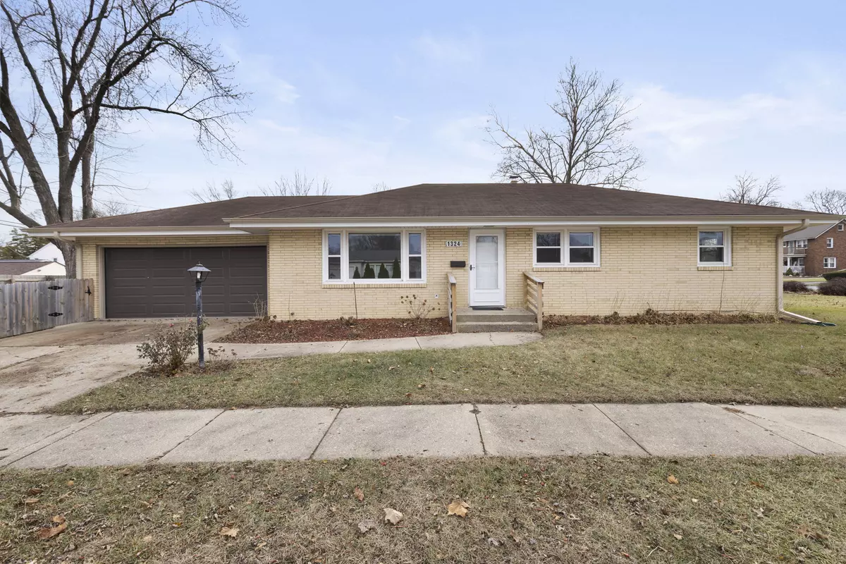 Rockford, IL 61103,1324 Jonathan Avenue