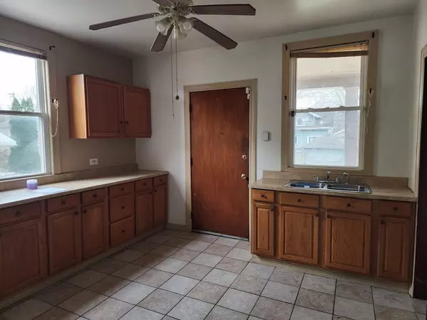 Chicago Heights, IL 60411,215 16th Street