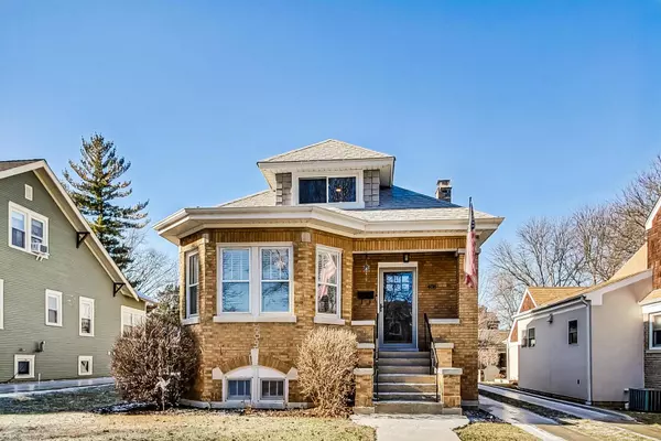 406 S Vail Avenue, Arlington Heights, IL 60005